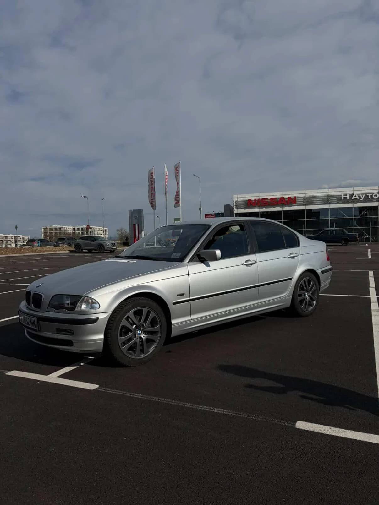 BMW 320, снимка 15 - Автомобили и джипове - 54129152
