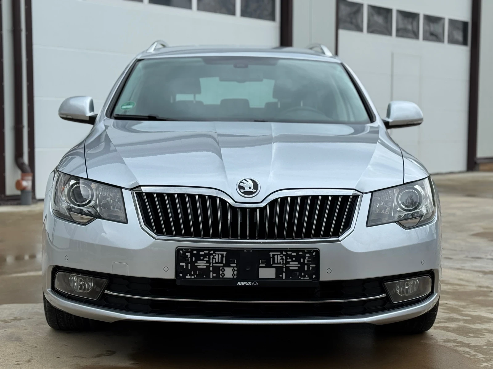 Skoda Superb * FACE* 2.0TDI* 170ks* DSG* 4x4* NAVI* 2014* , снимка 2 - Автомобили и джипове - 54168510