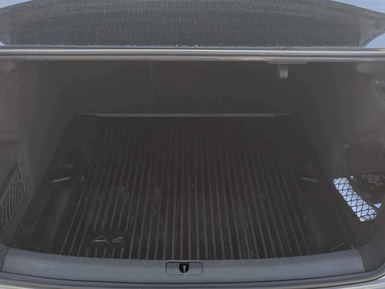 Audi S4 | Technik | DISTRONIC | B&O | , снимка 16 - Автомобили и джипове - 54412820