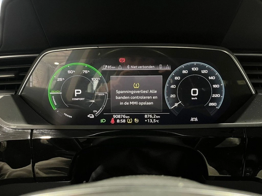 Audi E-Tron Лизинг, снимка 10 - Автомобили и джипове - 54852940