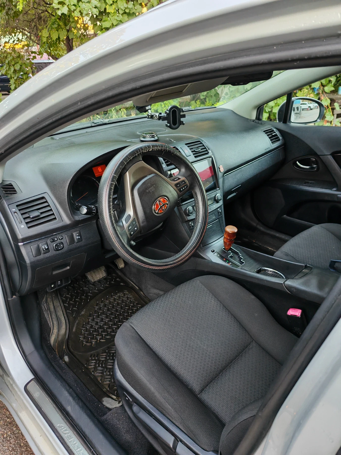 Toyota Avensis T27, снимка 6 - Автомобили и джипове - 56011567