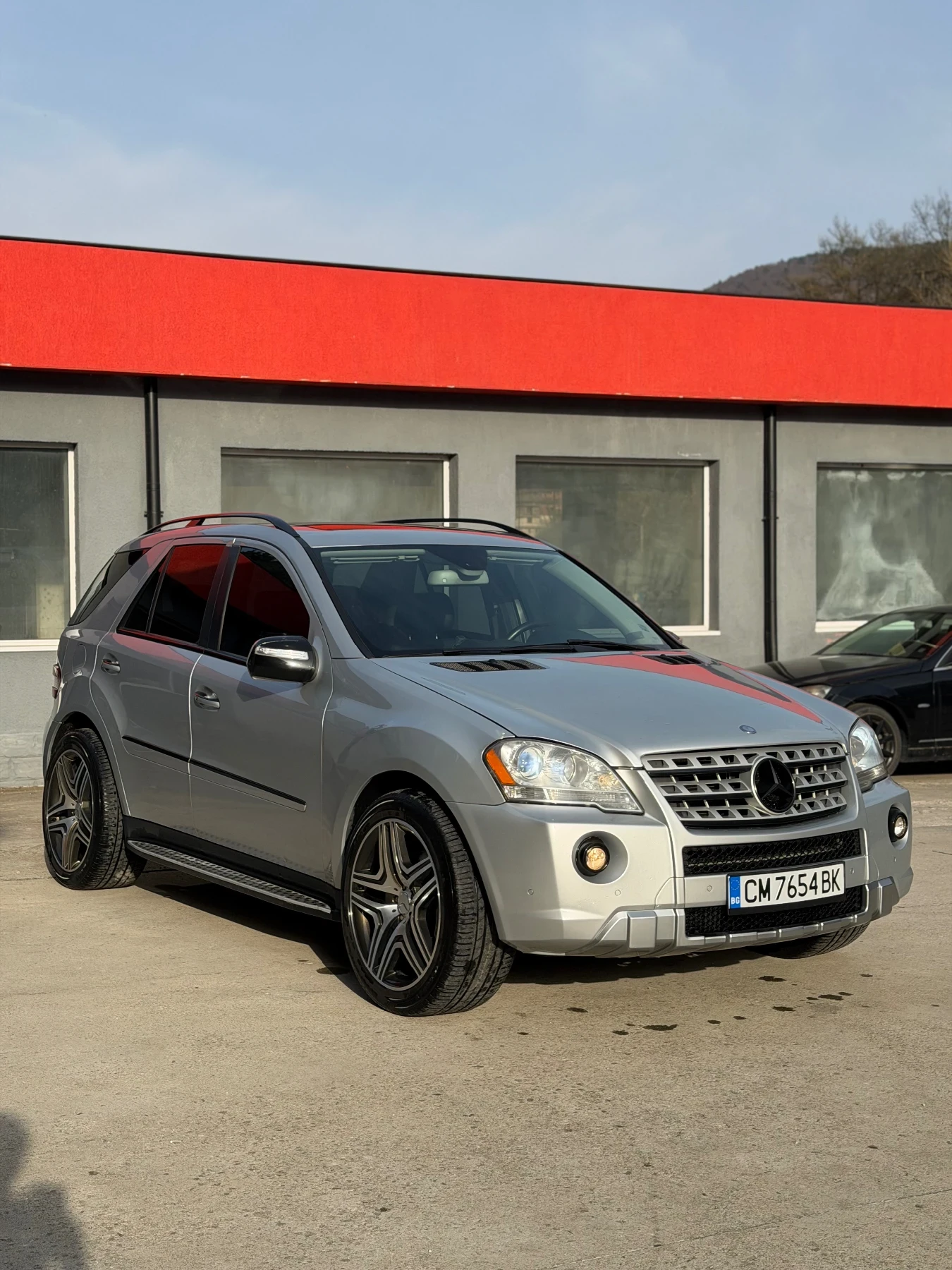 Mercedes-Benz ML 550 5.5, снимка 4 - Автомобили и джипове - 56247893