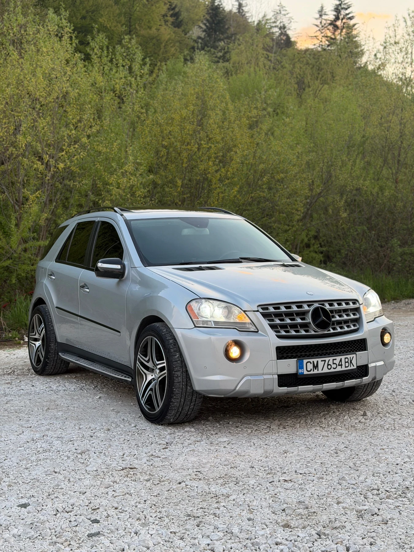 Mercedes-Benz ML 550 5.5, снимка 6 - Автомобили и джипове - 56247893