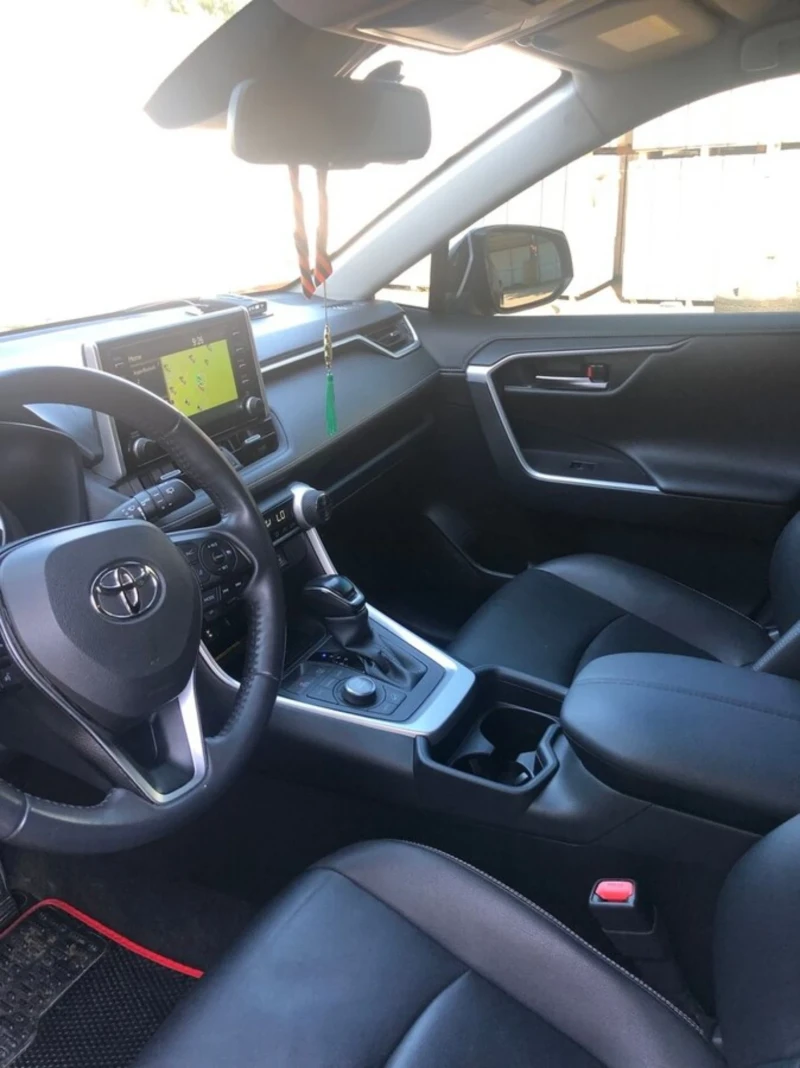 Toyota Rav4 2.5 HYBRID, снимка 3 - Автомобили и джипове - 45944465