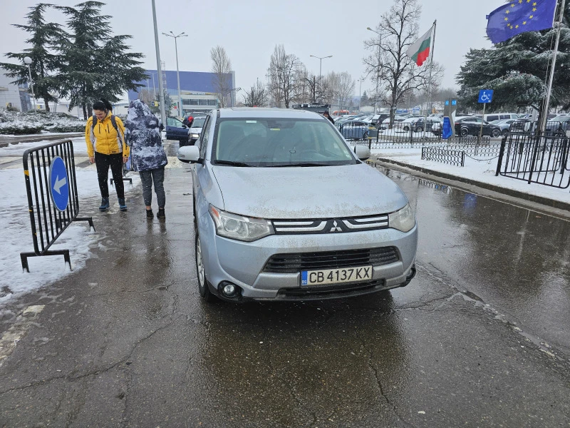 Mitsubishi Outlander GT 3.0, снимка 3 - Автомобили и джипове - 46486391