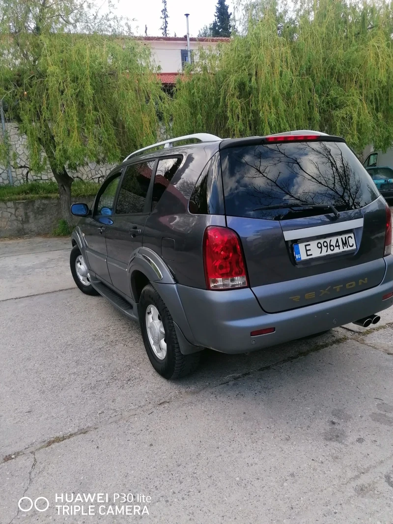 SsangYong Rexton, снимка 7 - Автомобили и джипове - 47004993