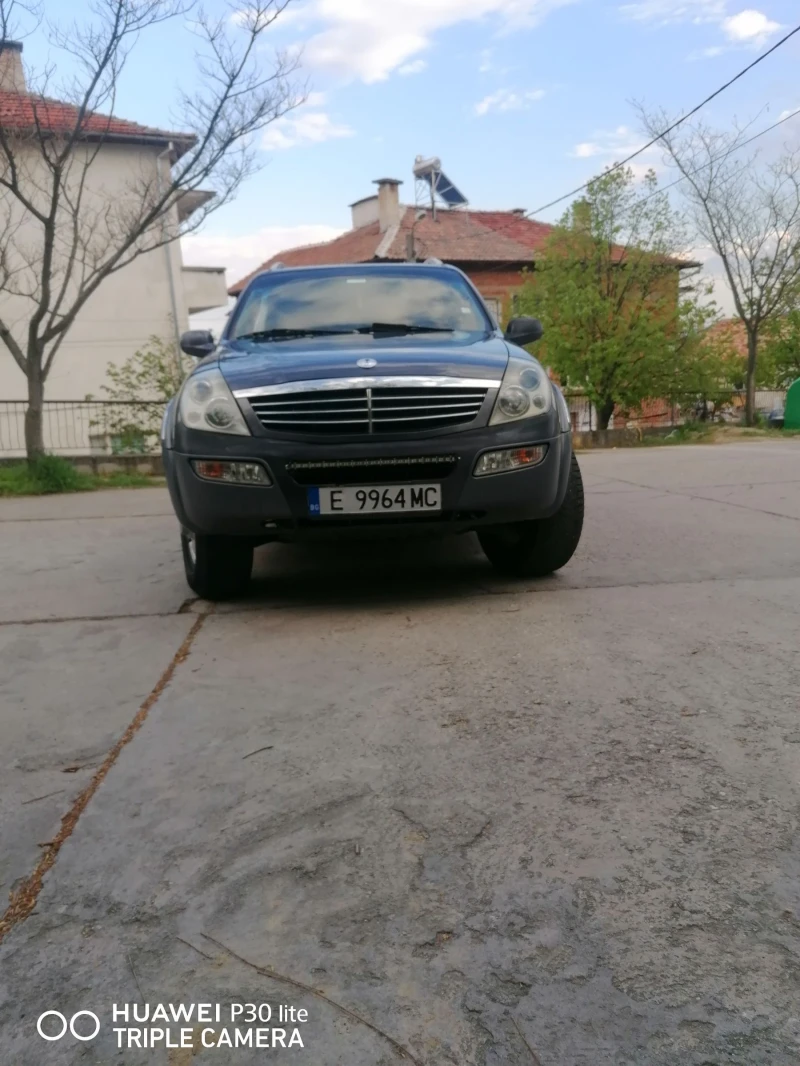 SsangYong Rexton, снимка 3 - Автомобили и джипове - 47004993