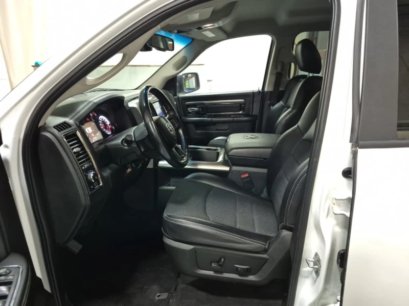 Dodge RAM 1500 * SPORT CREW* CARFAX * ФИНАНСИРАНЕ, снимка 5 - Автомобили и джипове - 53179075