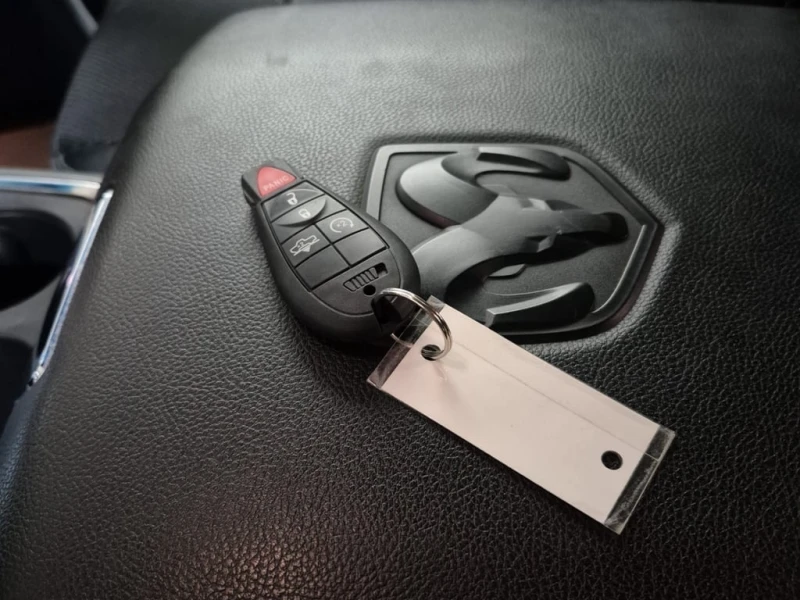 Dodge RAM 1500 * SPORT CREW* CARFAX * ФИНАНСИРАНЕ, снимка 6 - Автомобили и джипове - 53179075