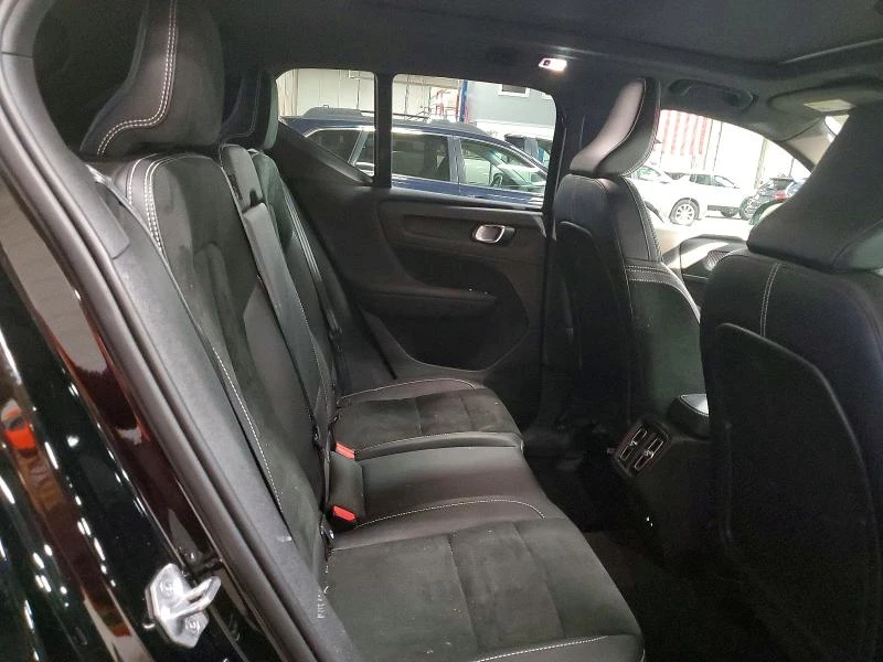 Volvo XC40 T5 R-DESIGN , снимка 11 - Автомобили и джипове - 53347242