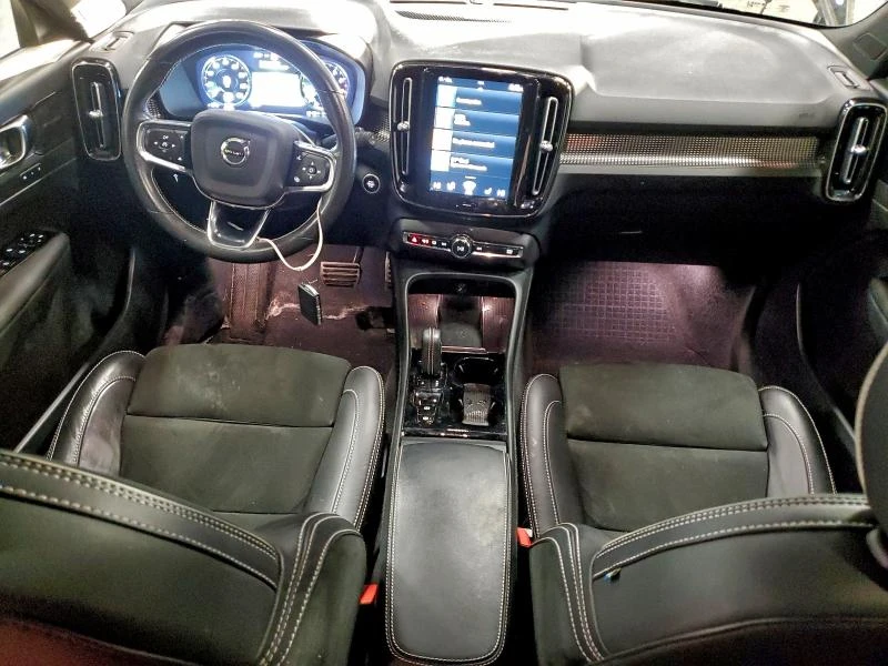 Volvo XC40 T5 R-DESIGN  - изображение 8