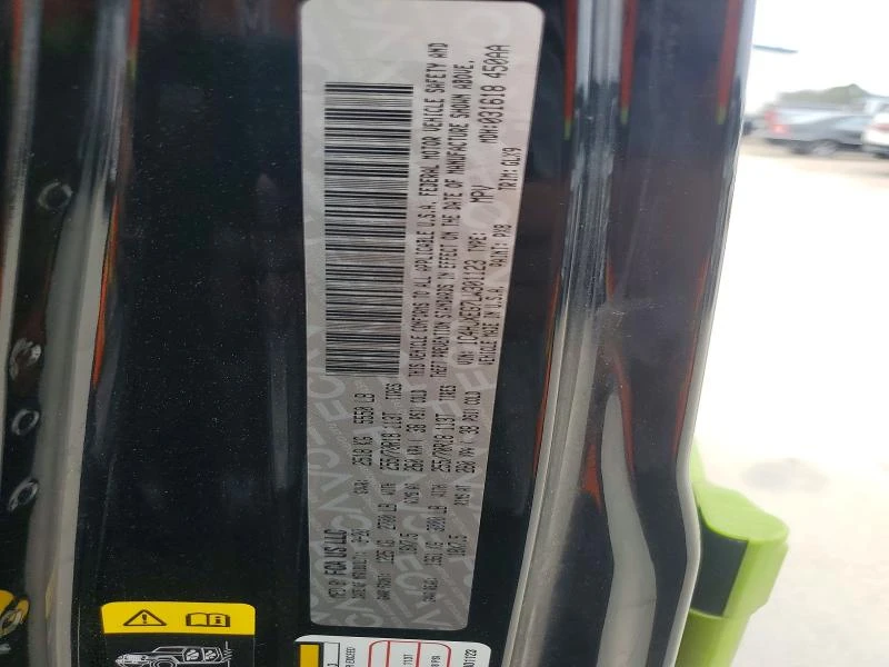 Jeep Wrangler 3.6L 6 4x4 w/Rear Wheel Drv, снимка 7 - Автомобили и джипове - 53598706