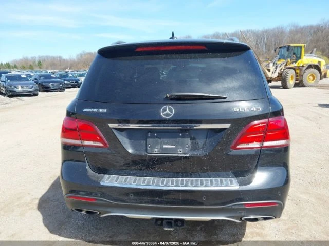 Mercedes-Benz GLE 43 AMG * КОЖА* ПОДГРЕВ* ПАНОРАМА* HARMAN KARDON* , снимка 14 - Автомобили и джипове - 54694092