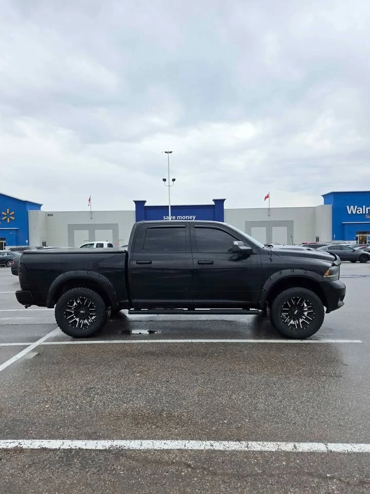 Dodge RAM 1500 * АВТОКРЕДИТ БЕЗ ПЪРВОНАЧАЛНА ВНОСКА * , снимка 12 - Автомобили и джипове - 55823179