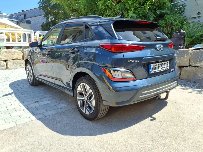 Hyundai Kona 64KWh/TREND/ГАРАНЦИЯ/SOH100%/BLUELINK/2022г., снимка 4 - Автомобили и джипове - 56165059