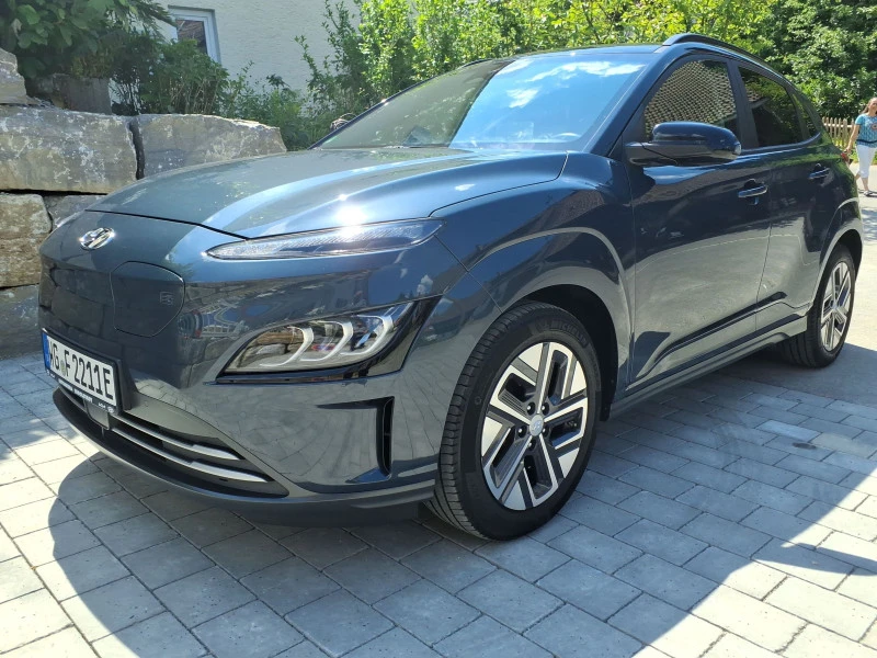 Hyundai Kona 64KWh/TREND/ГАРАНЦИЯ/SOH100%/BLUELINK/2022г.