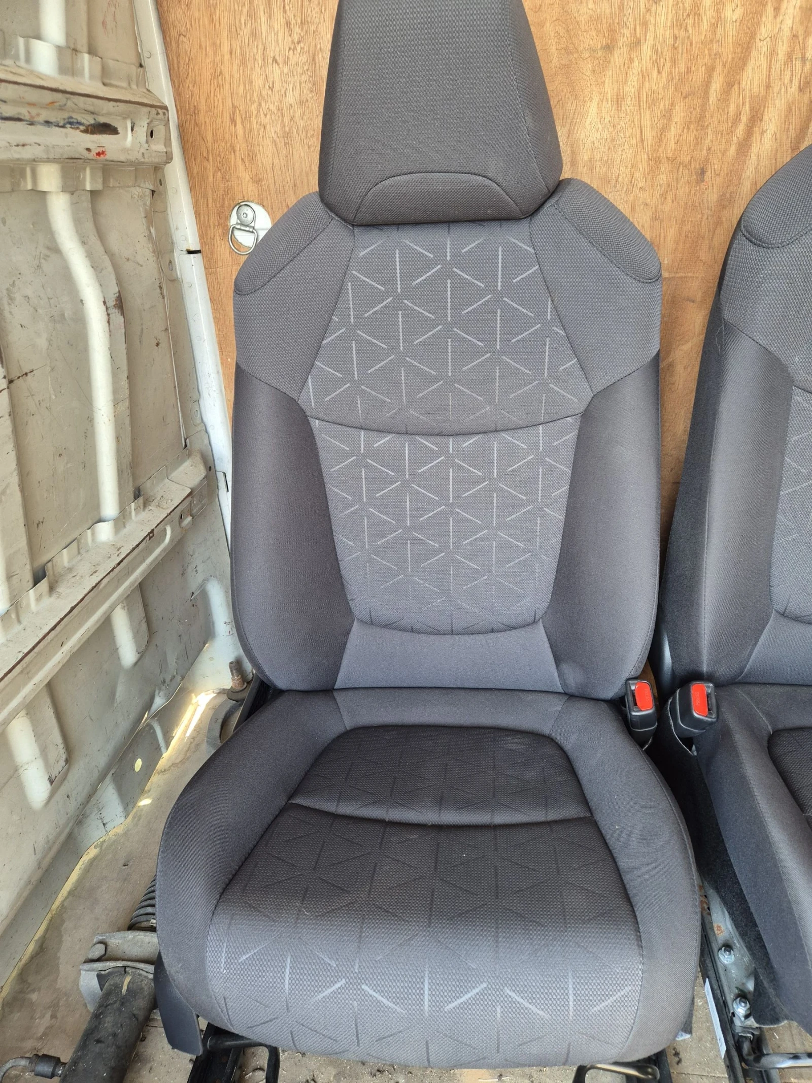 Toyota Rav4 2.5 HYBRID | Mobile.bg   10