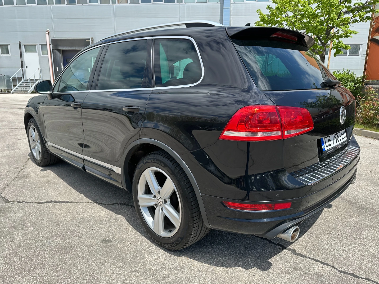 VW Touareg 3.0d 245 к.с. - изображение 3