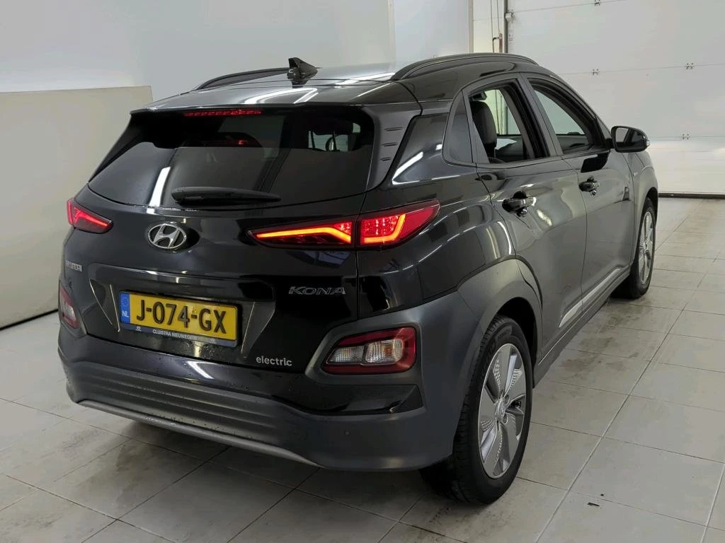 Hyundai Kona 64kWh* Дистроник* Подгрев* 100% SOH - изображение 6