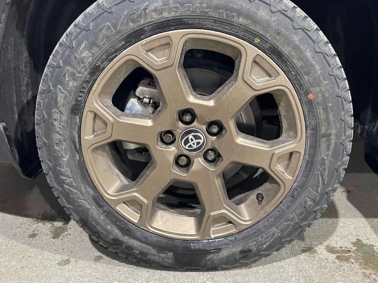 Toyota Rav4  Hybrid XLE AWD/CARFAX/PANO/ПОДГРЕВИ , снимка 7 - Автомобили и джипове - 53995910