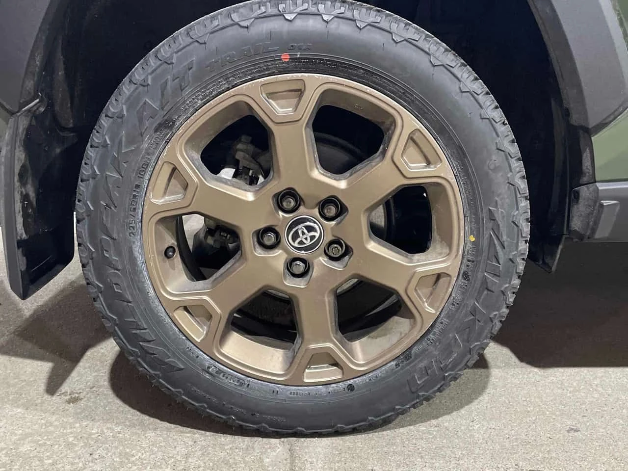 Toyota Rav4  Hybrid XLE AWD/CARFAX/PANO/ПОДГРЕВИ , снимка 11 - Автомобили и джипове - 53995910