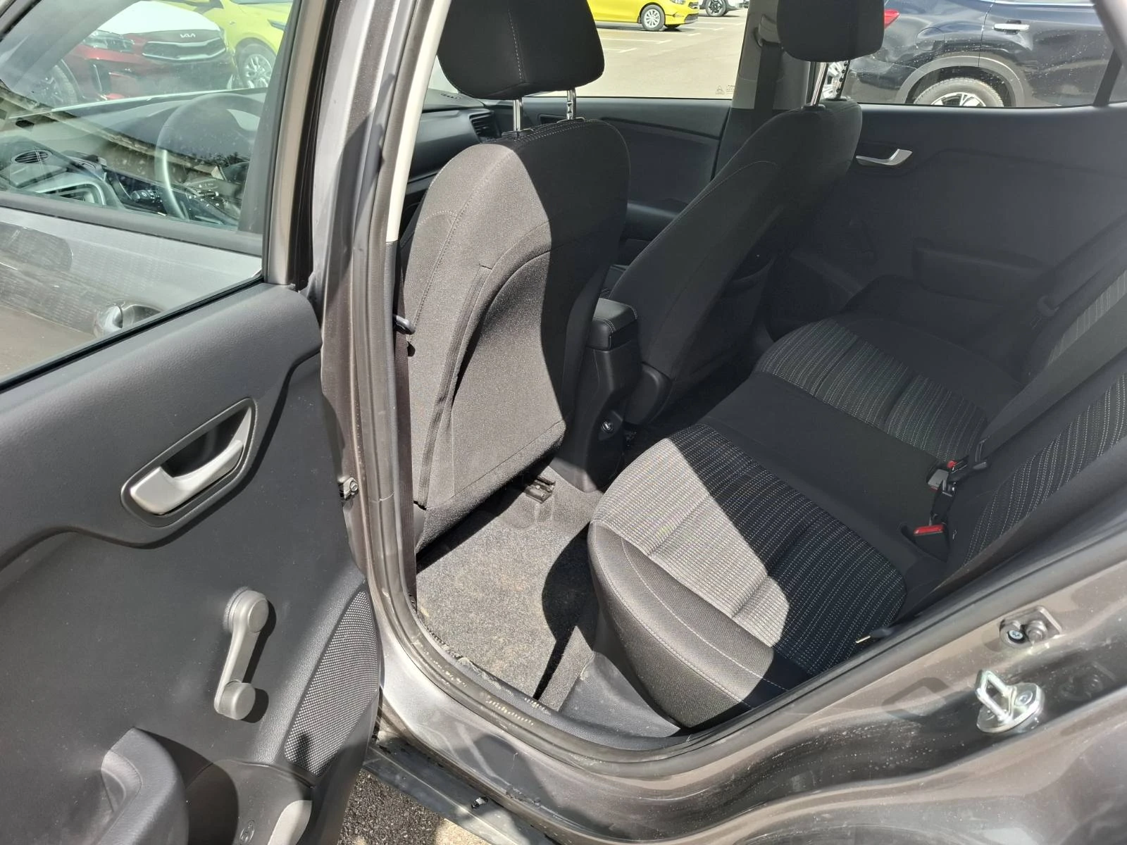 Kia Stonic 1.0 Турбо Гаранция, снимка 7 - Автомобили и джипове - 54106174