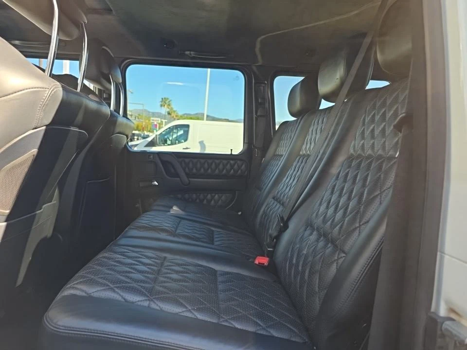 Mercedes-Benz G 63 AMG  4MATIC 4dr, снимка 17 - Автомобили и джипове - 54460244