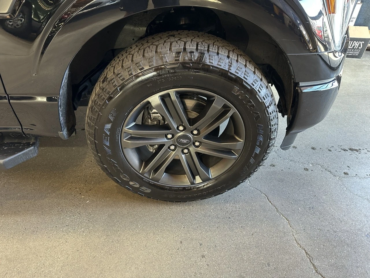 Ford F150 * 4WD SuperCrew 5.5' Box * CARFAX *  | Mobile.bg � ����������� 15