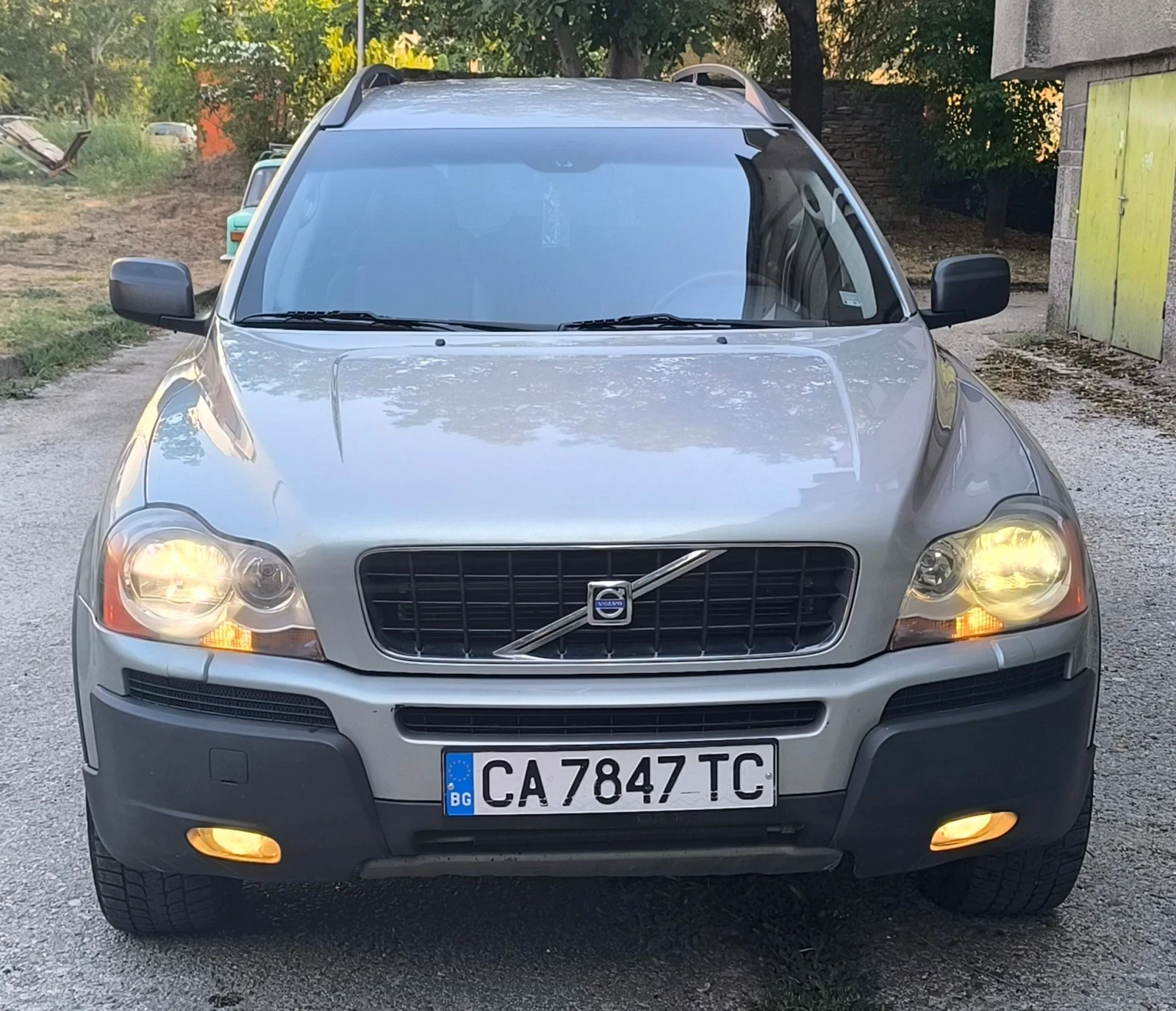 Volvo Xc90 2.4TDI, D5, 2004, 163коня, ВЪЗМОЖЕН БАРТЕР, снимка 3 - Автомобили и джипове - 56068037