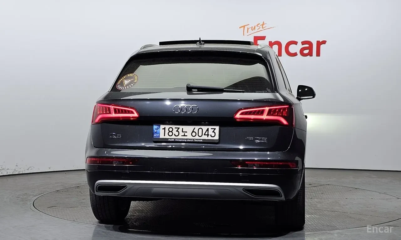 Audi Q5 45 TFSI / Quattro Premium /, снимка 4 - Автомобили и джипове - 56734051