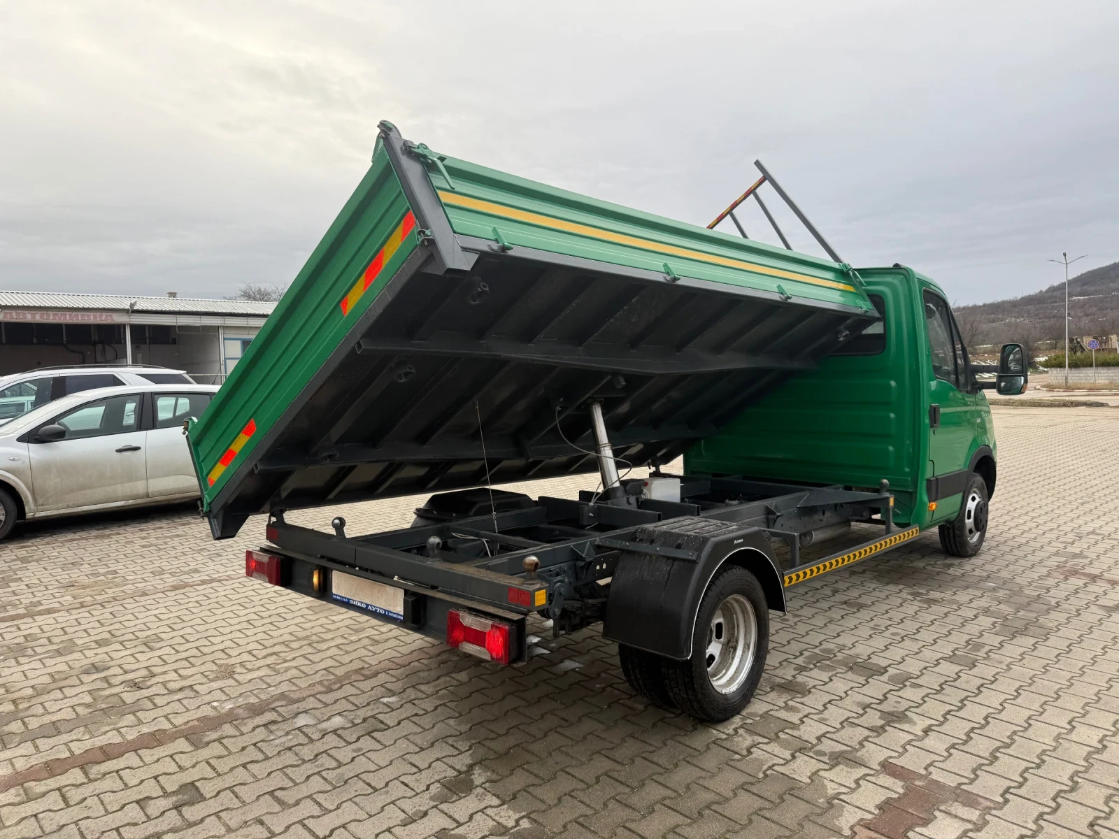 Iveco Daily 40C18 KAT Б 3.5Т - изображение 6