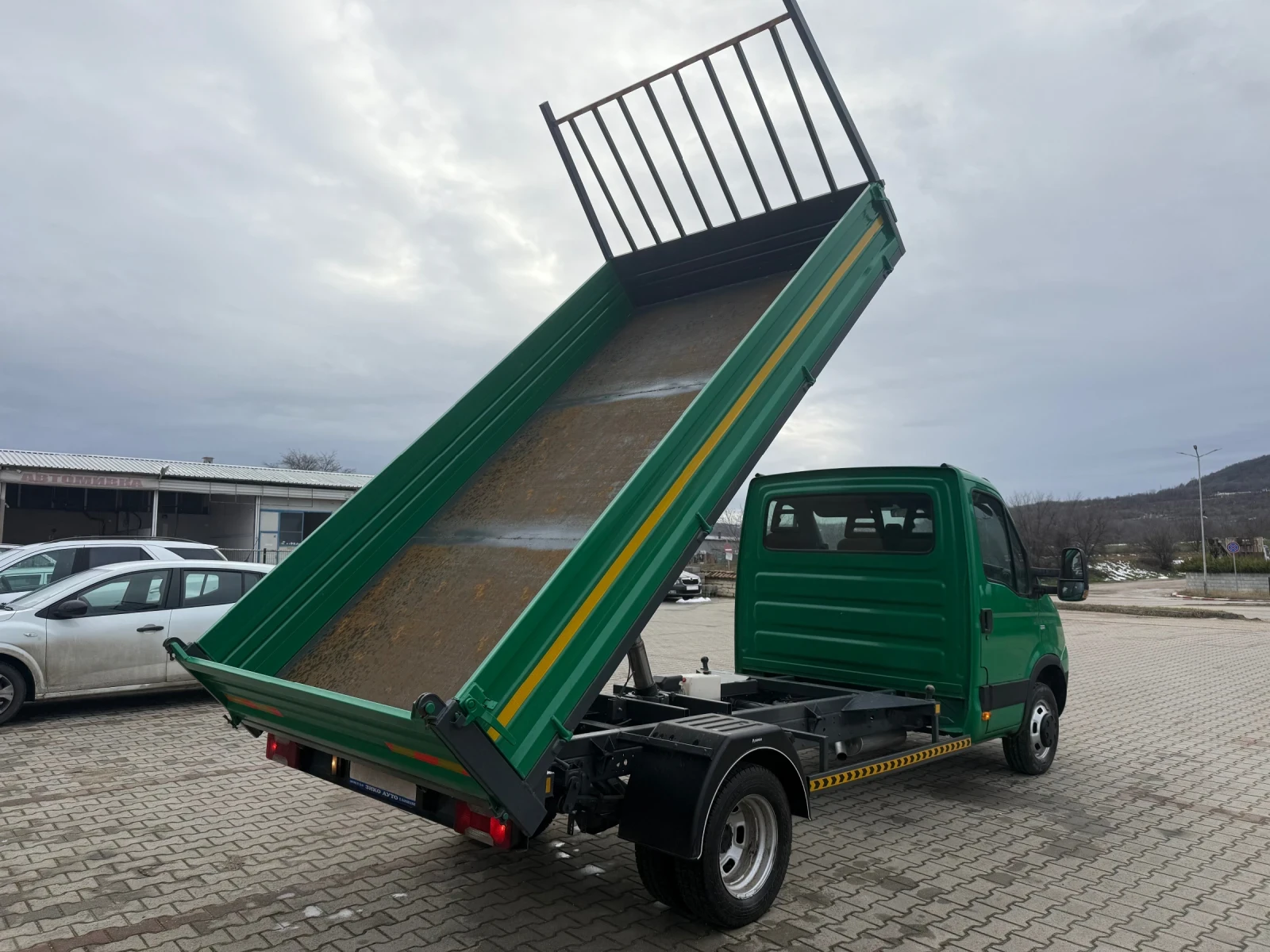 Iveco Daily 40C18 KAT Б 3.5Т - изображение 3