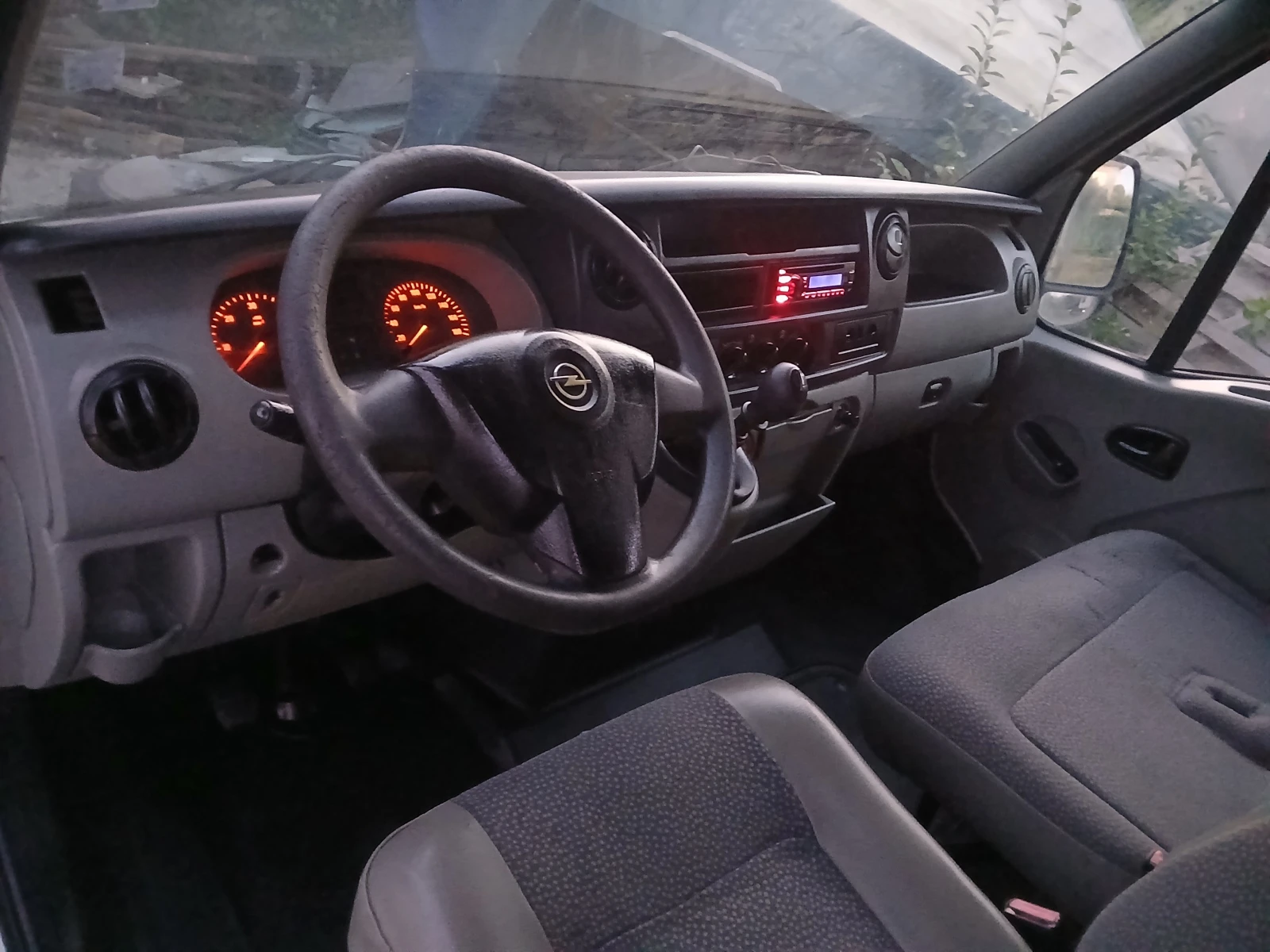 Opel Movano 2.5CDTI, снимка 5 - Бусове и автобуси - 55504709