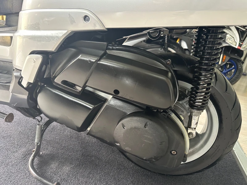 Yamaha Versity XC300 03.2005г., снимка 8 - Мотоциклети и мототехника - 52167694