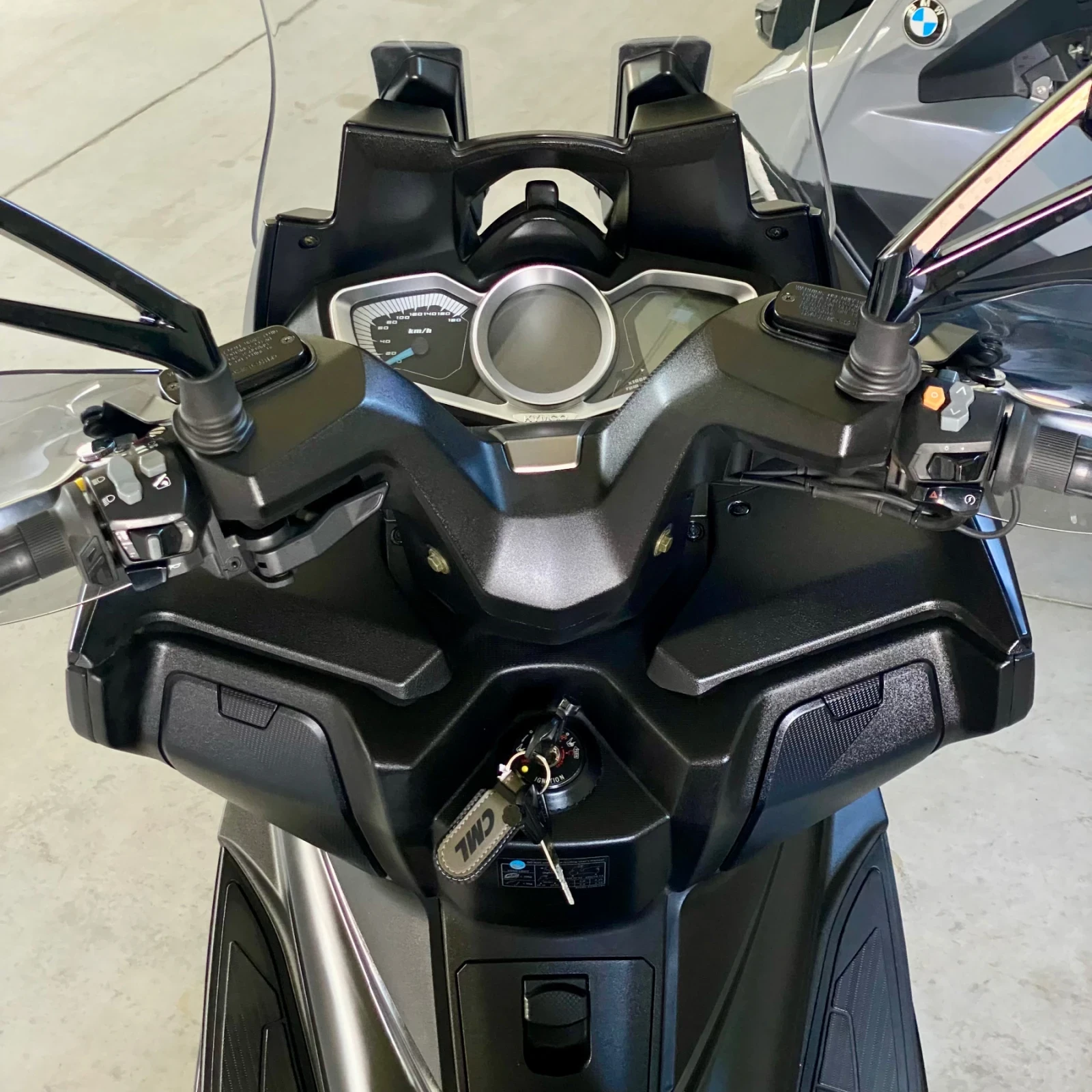 Kymco Xciting S 400, снимка 11 - Мотоциклети и мототехника - 54901618