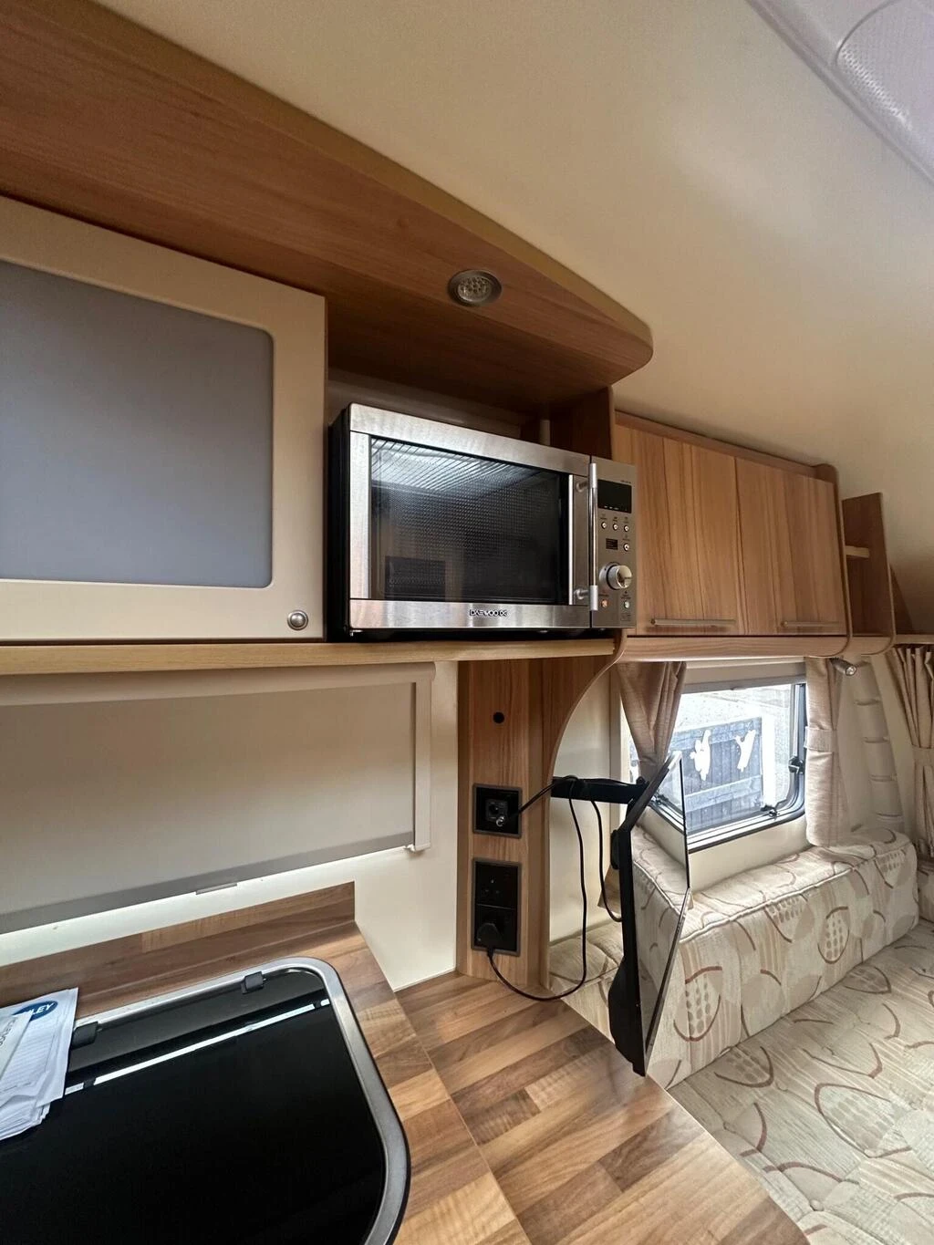 Каравана Bailey Orion 450-5, снимка 6 - Каравани и кемпери - 53966449