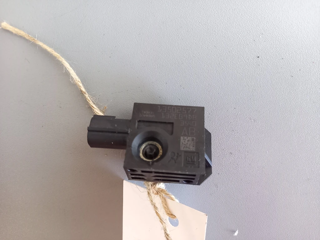 ���� ������ ���� ������ � 1.3���� (1) | Mobile.bg � ����������� 1