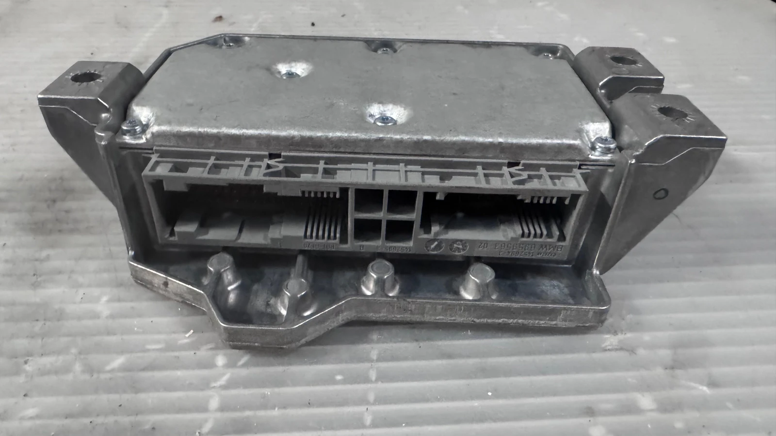 Airbag  /  /  a Mini Clubman - 65.773454346-01  / 610067400N | Mobile.bg   2