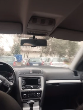 Skoda Octavia 1.8, снимка 10