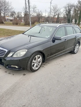 Mercedes-Benz E 220, снимка 3