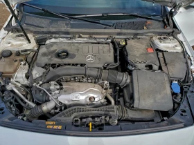 Mercedes-Benz A 220 ПЕРФЕКТНА* РЕАЛНИ КМ, снимка 11