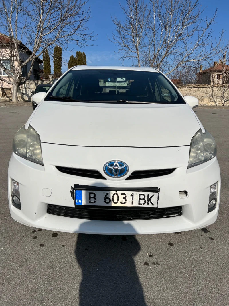 Toyota Prius 1, 8 Хибрит Кей лес , снимка 1 - Автомобили и джипове - 47232561