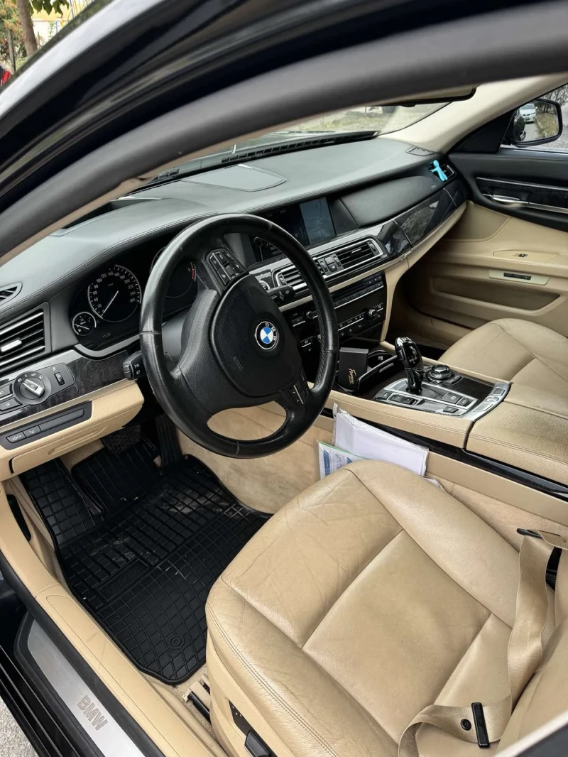 BMW 730, снимка 9 - Автомобили и джипове - 47309877