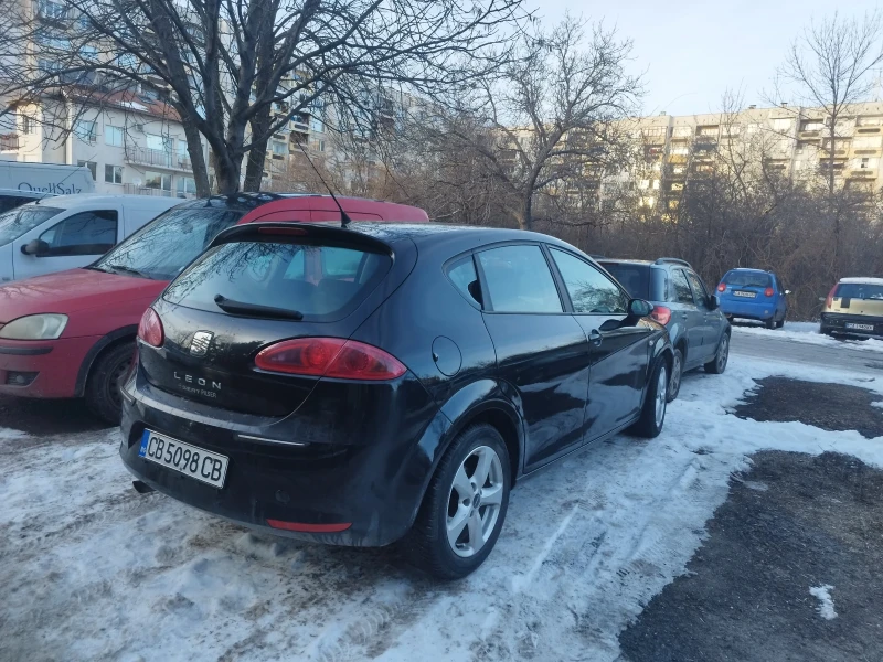 Seat Leon, снимка 5 - Автомобили и джипове - 47512313