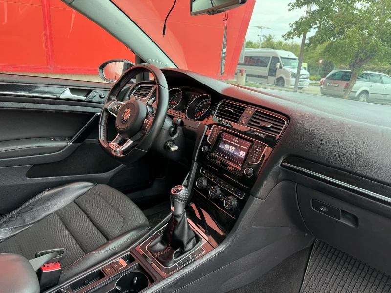 VW Golf GTD* 2.0TDI* LED* МАСАЖ* , снимка 6 - Автомобили и джипове - 47597671