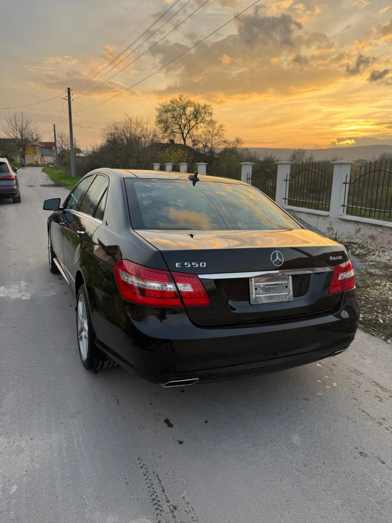 Mercedes-Benz E 500 4Matic , снимка 4 - Автомобили и джипове - 52897738