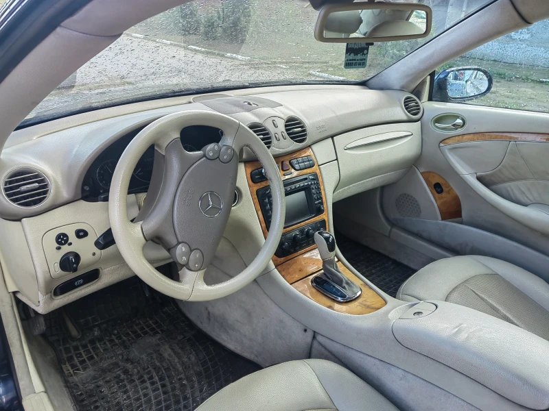 Mercedes-Benz CLK, снимка 11 - Автомобили и джипове - 52680182
