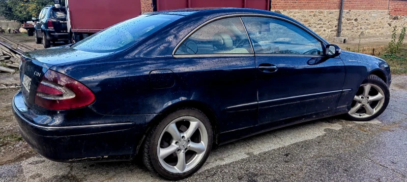 Mercedes-Benz CLK, снимка 4 - Автомобили и джипове - 52680182