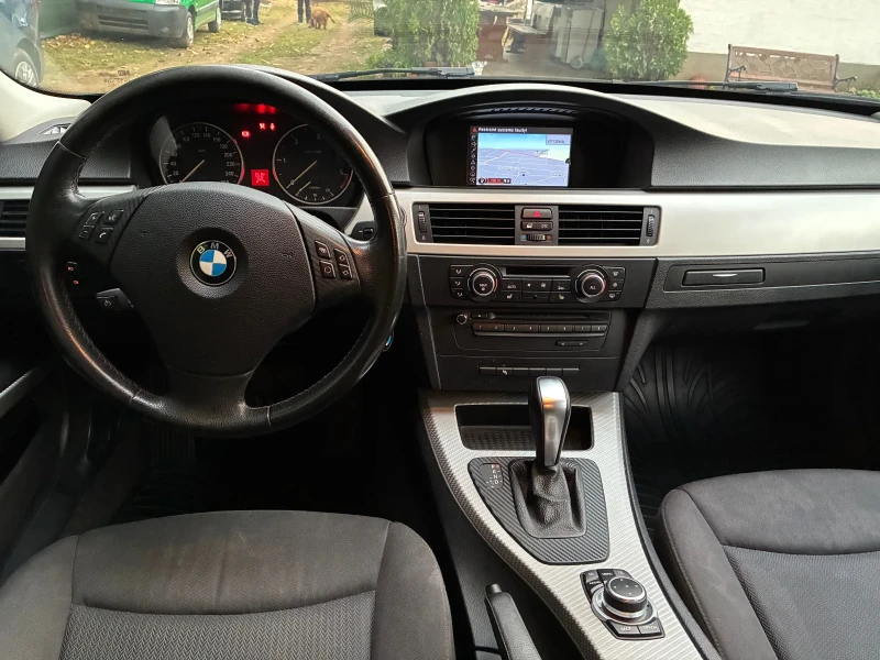 BMW 318 Navi Facelift , снимка 9 - Автомобили и джипове - 52145834