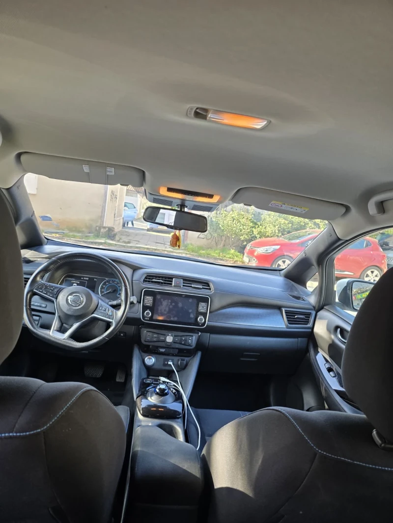 Nissan Leaf , снимка 7 - Автомобили и джипове - 52416196